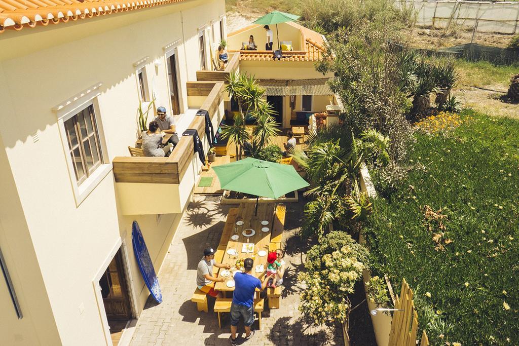 Cliff Surf House Hostel Санта Круз Екстериор снимка