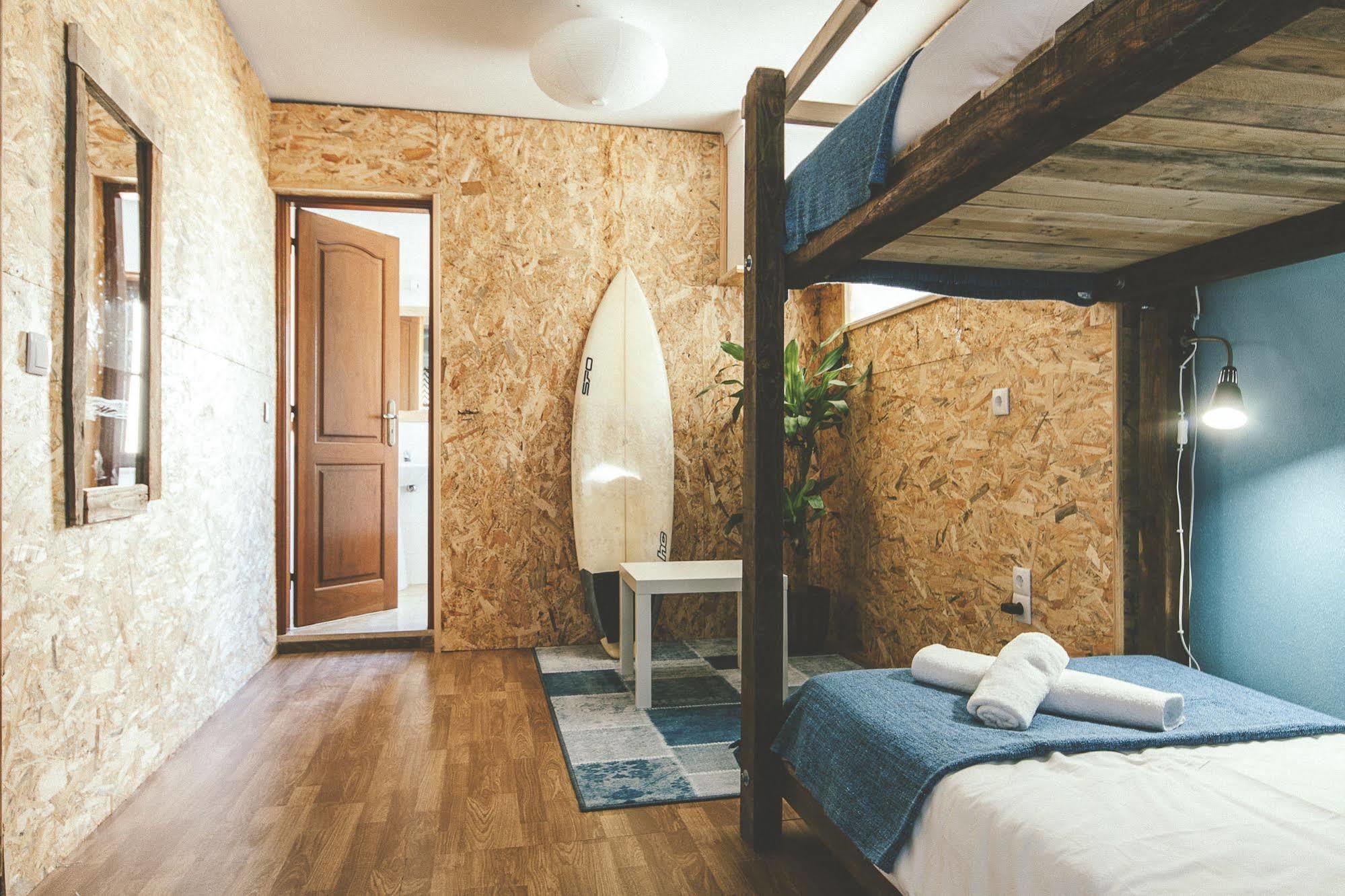 Cliff Surf House Hostel Санта Круз Екстериор снимка