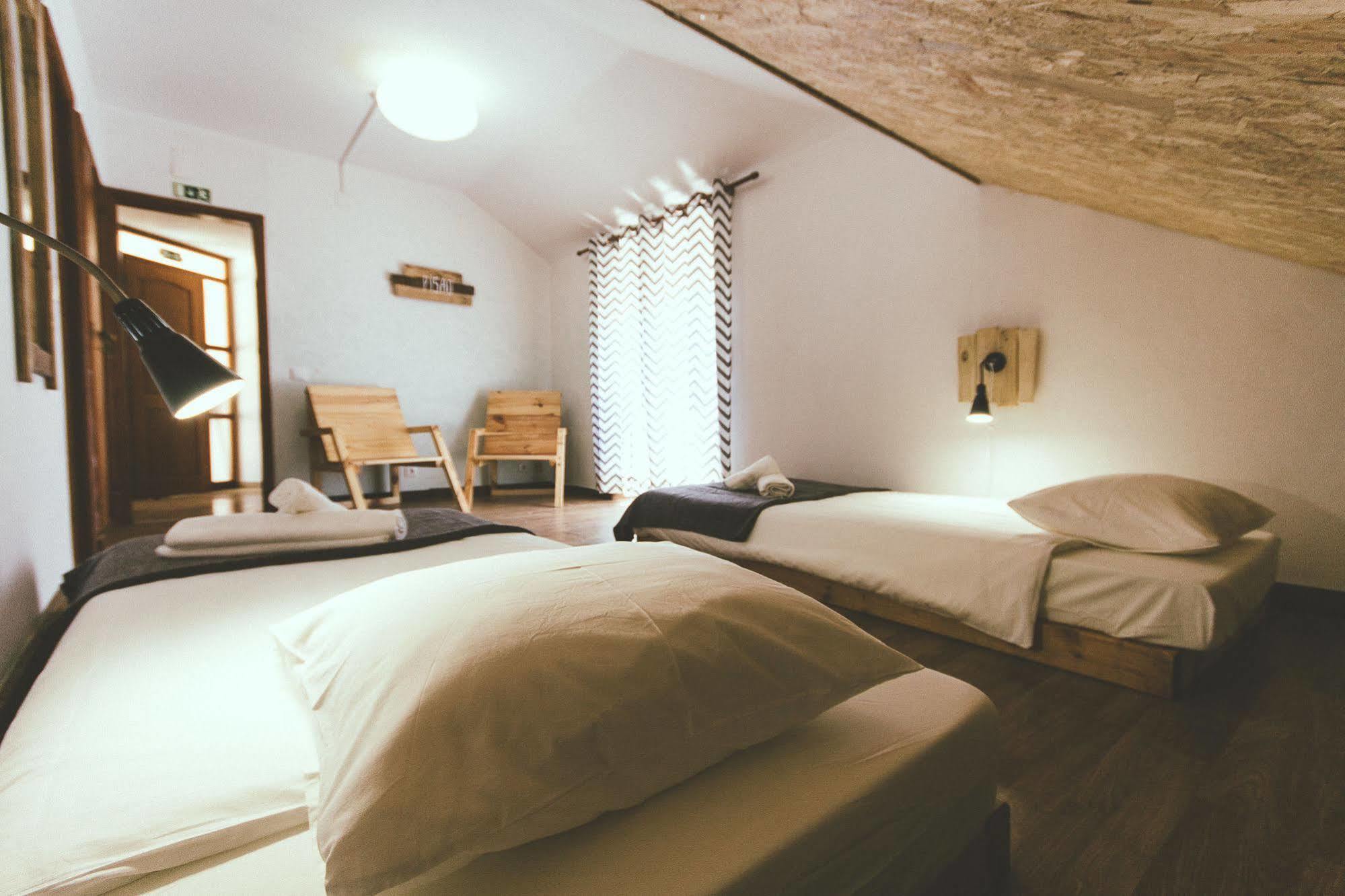 Cliff Surf House Hostel Санта Круз Екстериор снимка