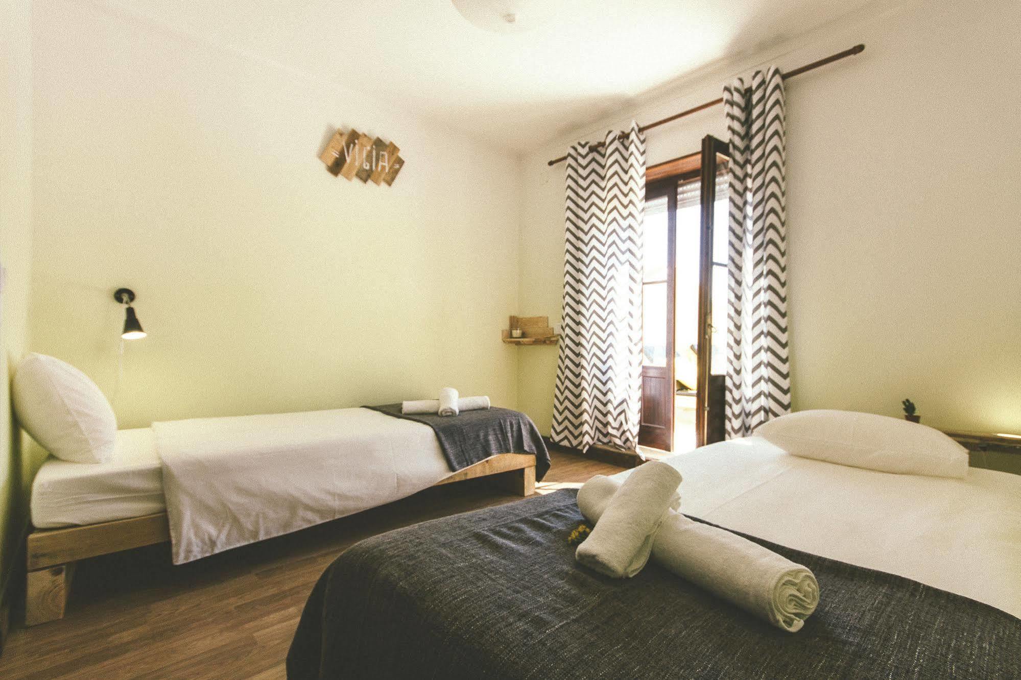 Cliff Surf House Hostel Санта Круз Екстериор снимка
