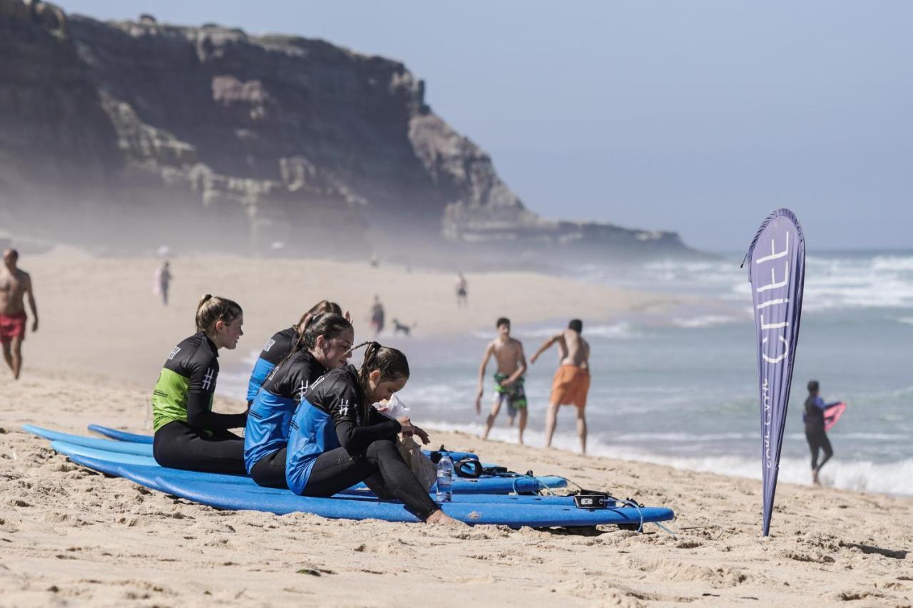 Cliff Surf House Hostel Санта Круз Екстериор снимка