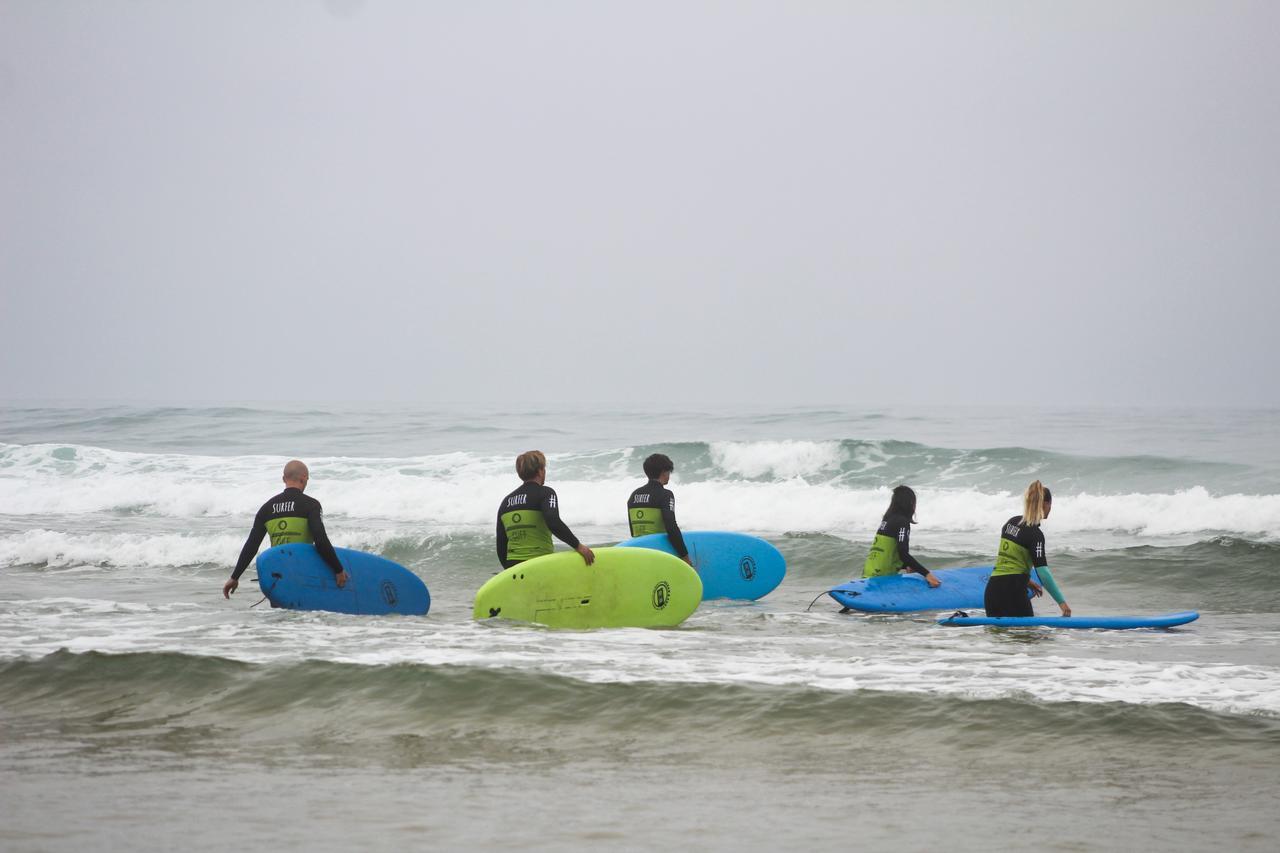 Cliff Surf House Hostel Санта Круз Екстериор снимка