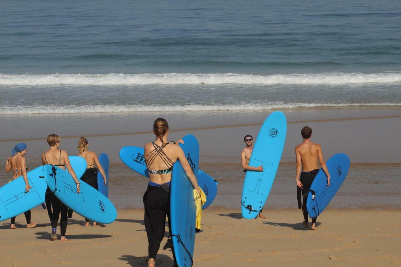 Cliff Surf House Hostel Санта Круз Екстериор снимка